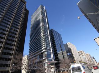 426 University Ave #2801, Toronto, ON M5G 1S9
