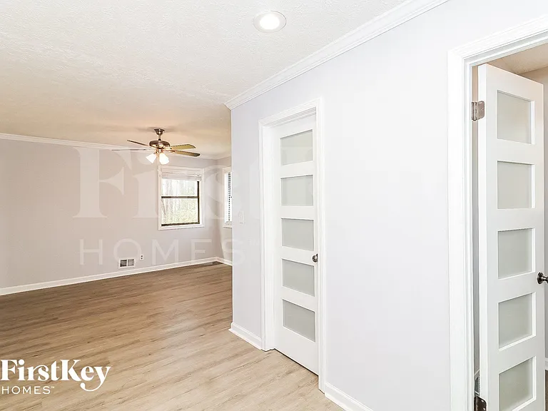 2039 Bascomb Carmel Rd — Photo 8