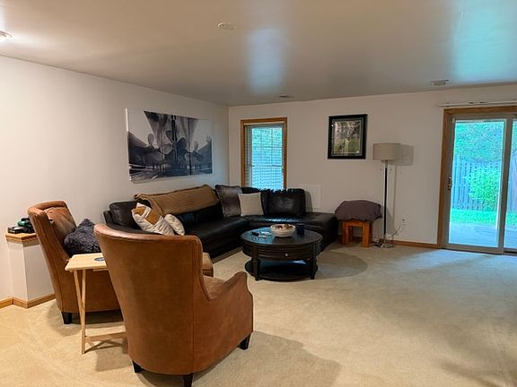 3rd image of 6206 Manchester Way