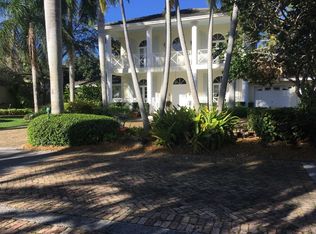 5730 SW 100th St, Pinecrest, FL 33156