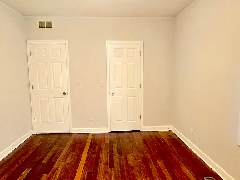 3359 S Ashland Ave — Photo 6