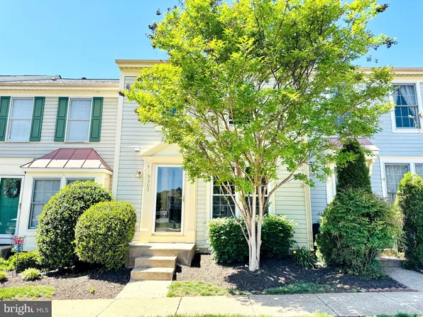 9803 Mock Orange Ct, Manassas, VA 20110