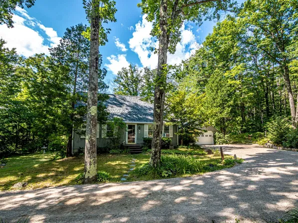 8 Quarry Lane, Conway, NH 03860