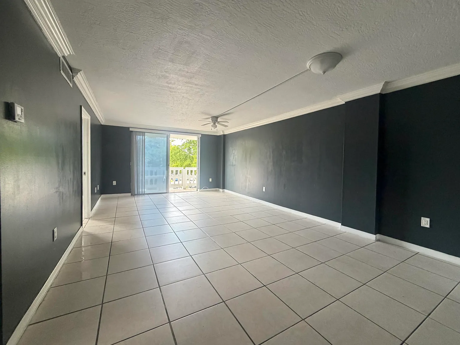 Parkway Towers — Photo 3