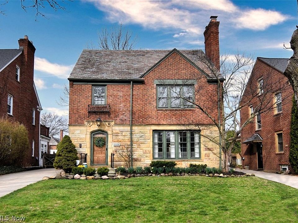 1st image of 2556 Fenwick Rd