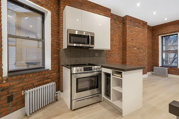 Rented by LG Fairmont Group | media 7