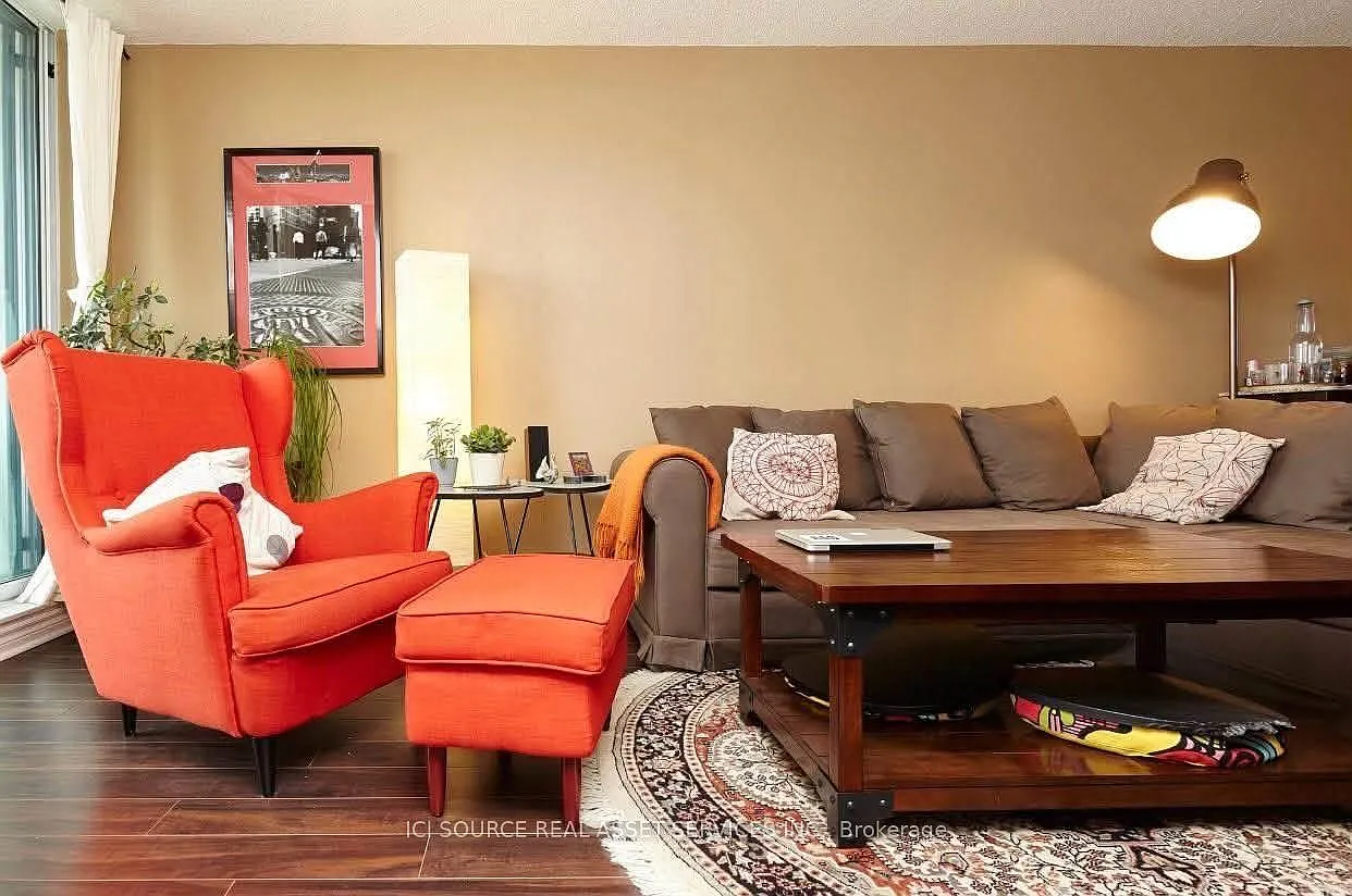 2 bed, $2,700 — Photo 3