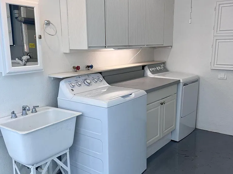 1061 Bimini Ln — Photo 48