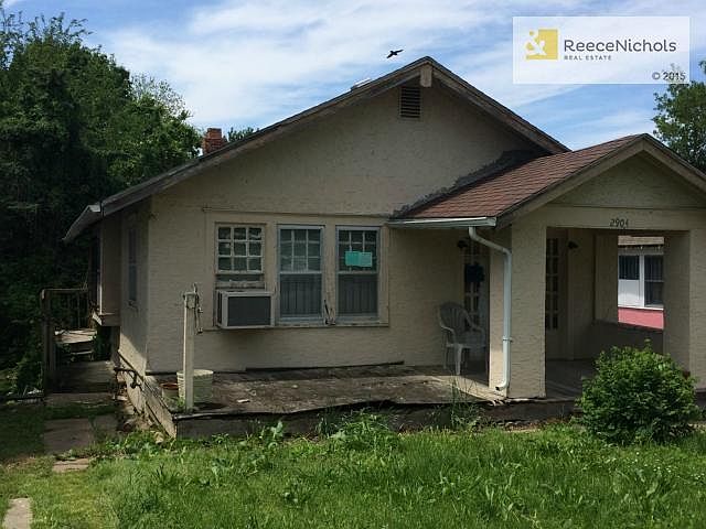 1st image of 2904 Parkwood Blvd