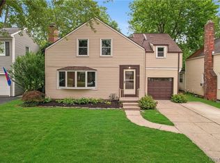 152 Bernhardt Dr, Amherst, NY 14226