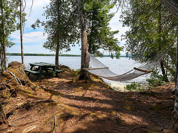 4th image of 2-28 Drummond Cove