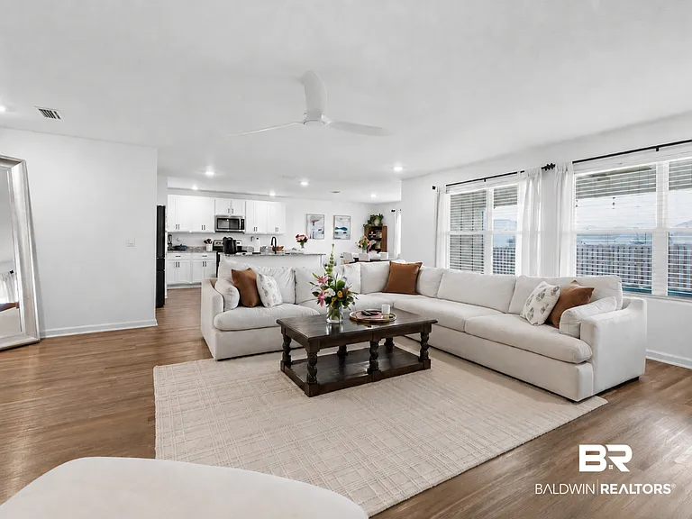 22302 Aleutian Ave — Photo 4