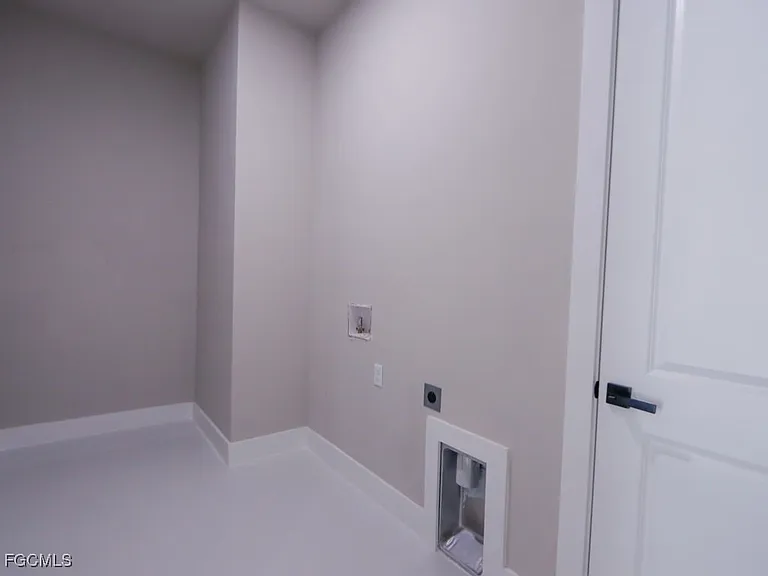 219 Greenbriar Blvd — Photo 7