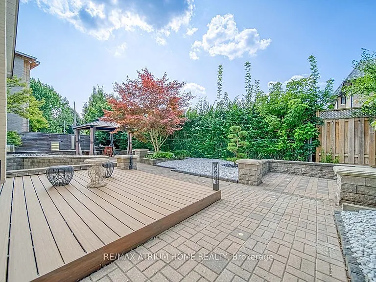 4 Palomino Cres — Photo 21