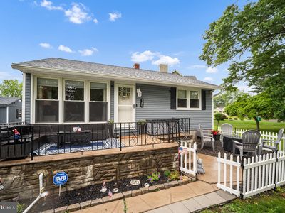 145 Nursery Ave, Levittown, PA, 19057