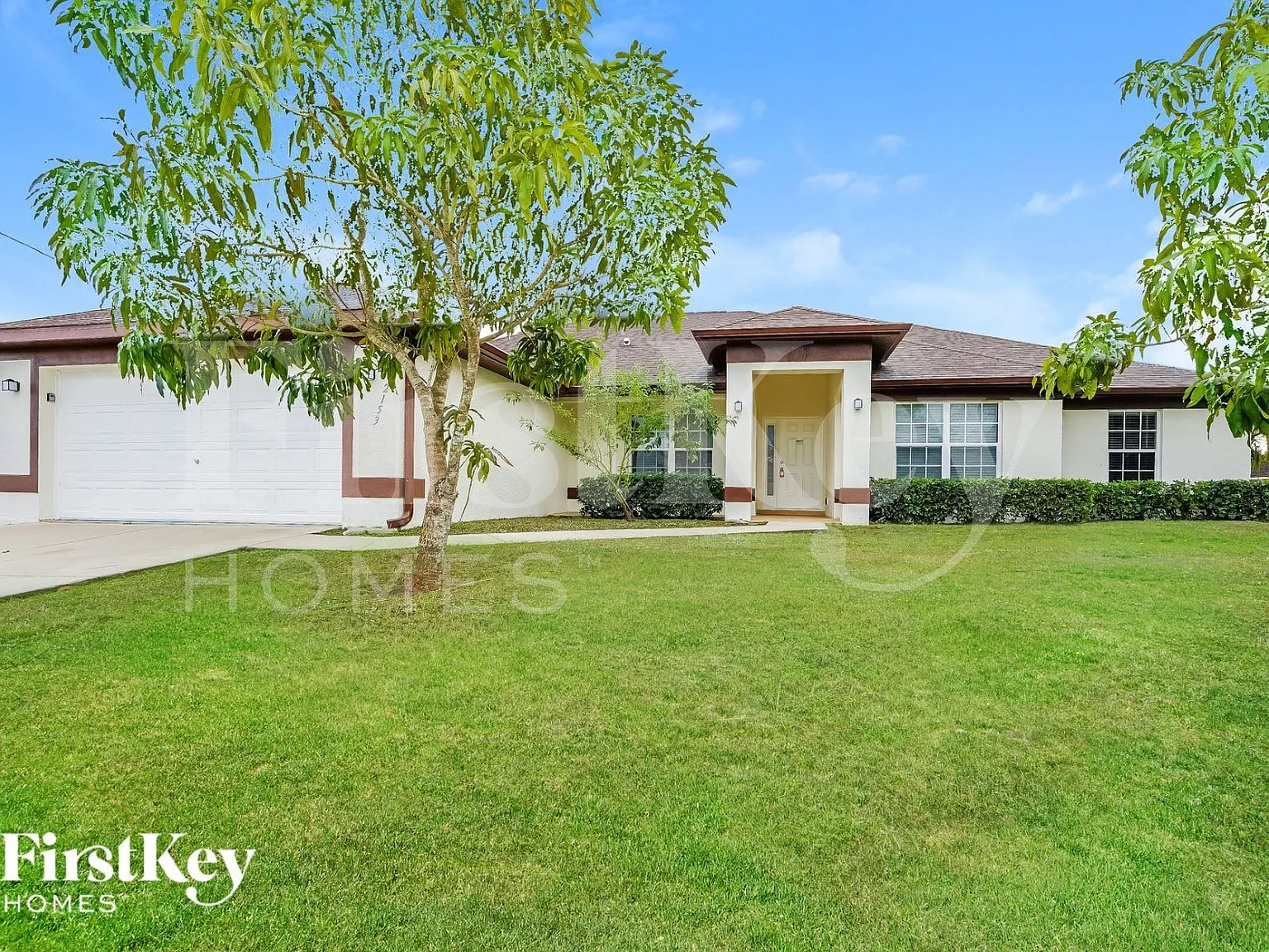 4 bed, 2.0 bath, 2246 sqft, $2,275 — Photo 1