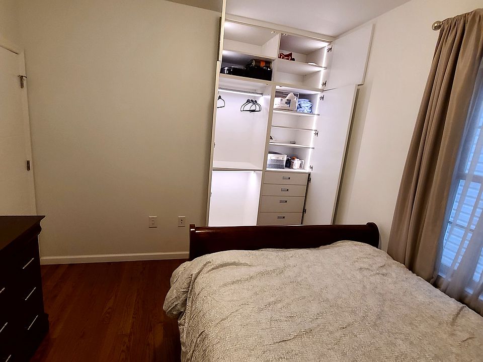 1st image of 140 Logan Ave #1