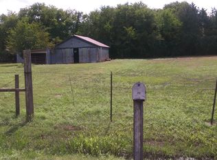 504 W McFarland St, Bells, TX 75414