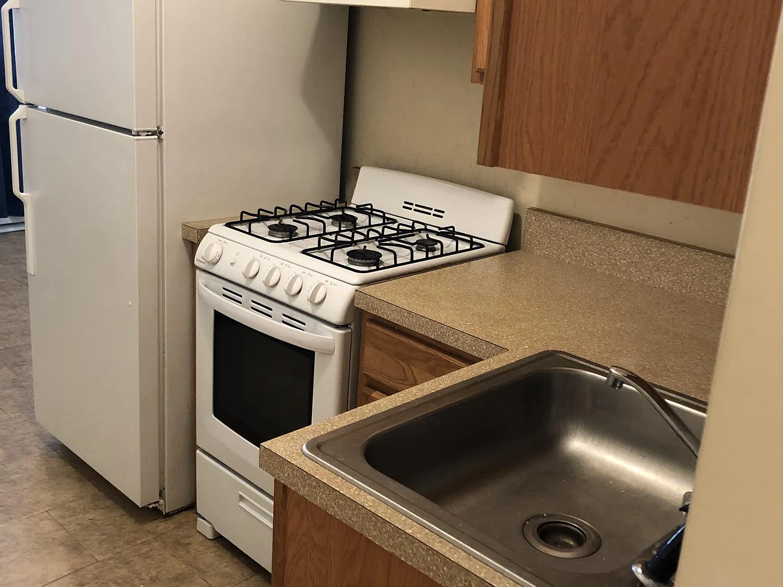 Studio, 280 sqft, $1,000 — Photo 4