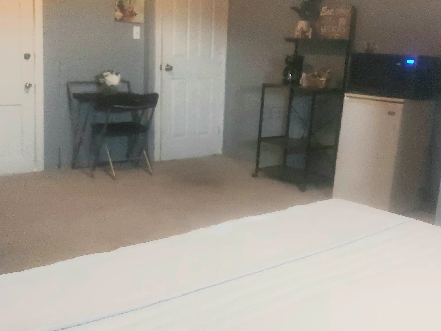 4 bed, 4175 sqft, $1,300 — Photo 4