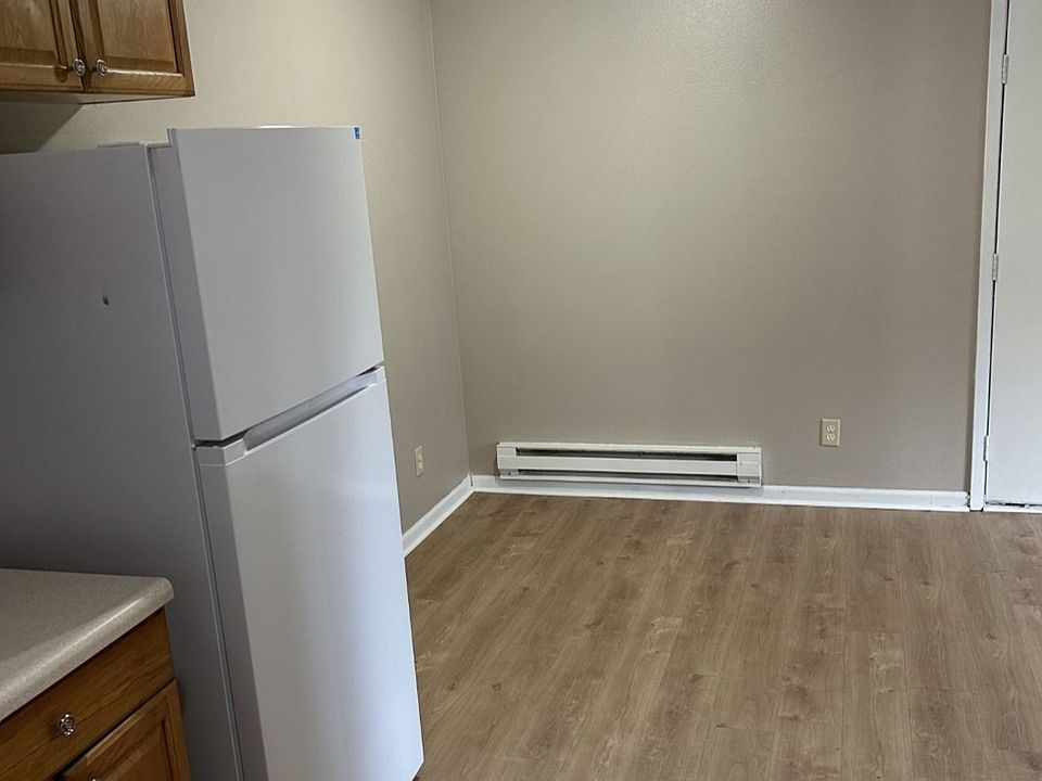 Eaglewood Court Apartments 311 3rd St Underwood IA Zillow