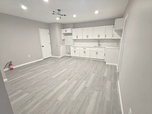 291 W Runyon St #2B Photo 1