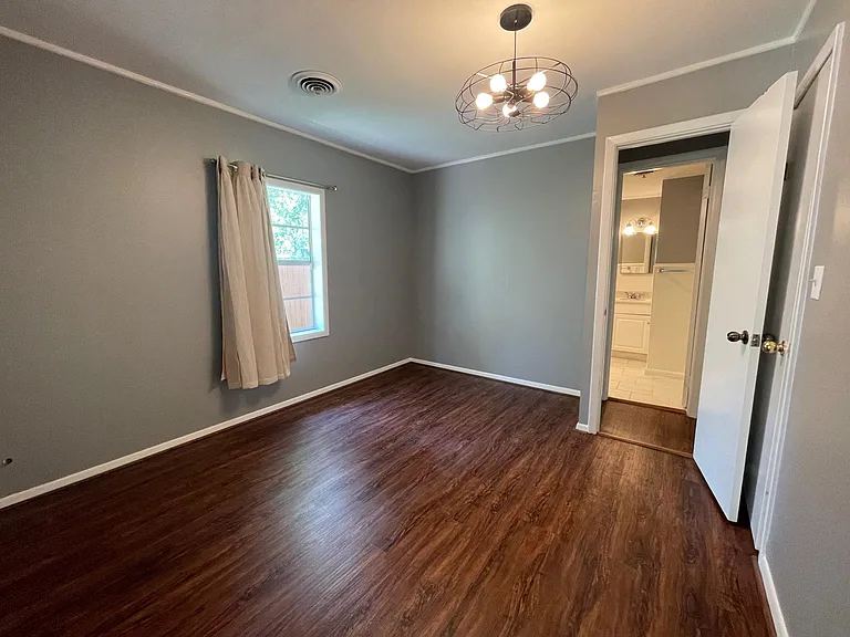 132 Chestnut St — Photo 7