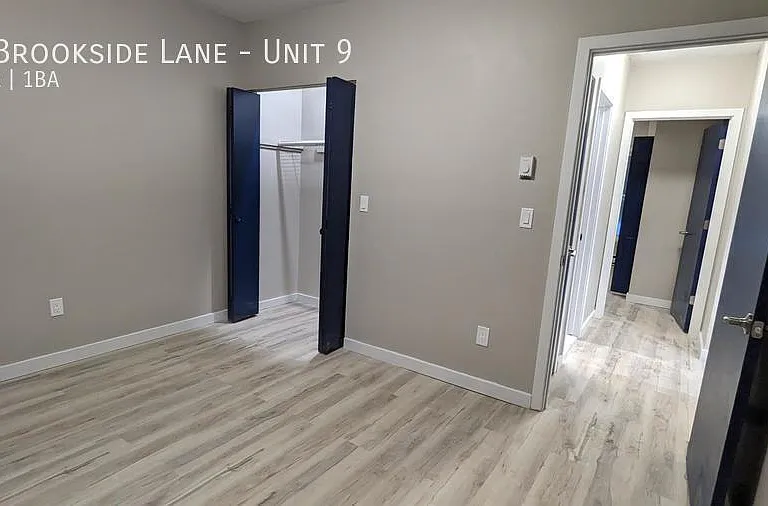 5 Brookside Ln #9 — Photo 8