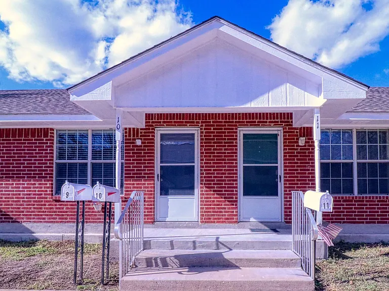 2221 Bowie Dr #11 — Photo 31