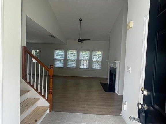 2nd image of 2589 Halcyon Way