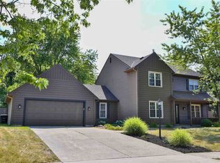 10402 Oak Trail Rd, Fort Wayne, IN 46845