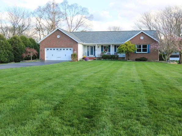 20 Jeremy Ct, Pataskala, OH 43062