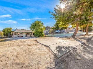 49041 Hibiscus Dr, Morongo Valley, CA 92256
