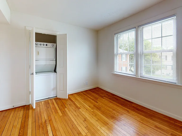 Apartments of Merrimac — Photo 23