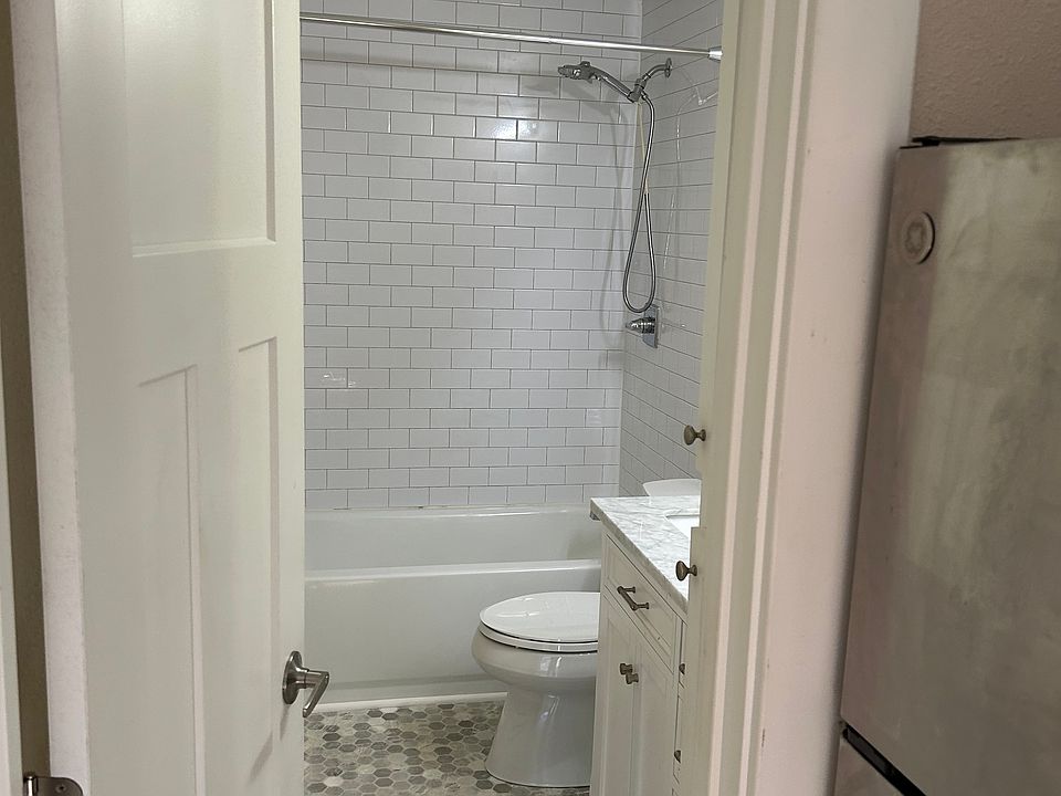 2nd image of 5631 186th Pl SW APT 9