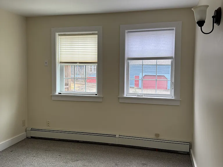 120 Main St #B — Photo 8