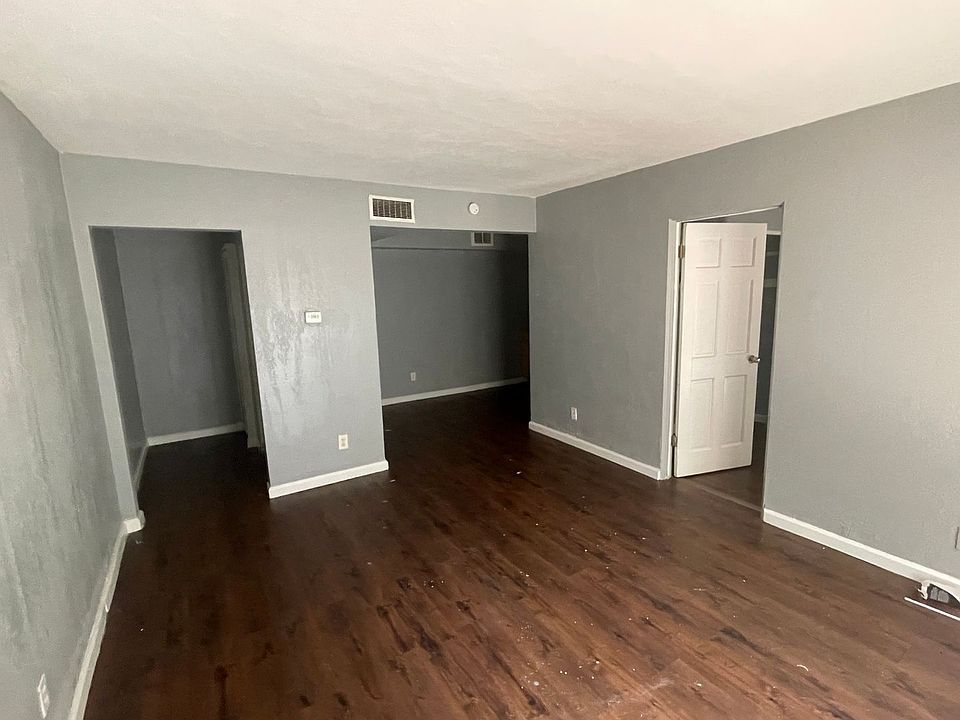 3752-54 Chippewa Street Apartment Rentals - Saint Louis, MO | Zillow