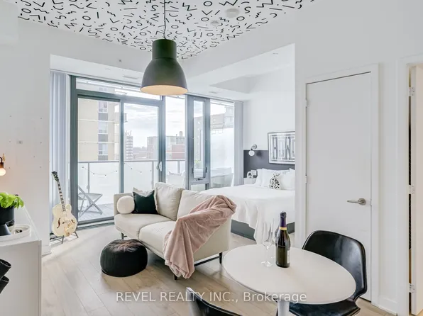 185 Roehampton Ave #609, Toronto, ON M4P 0C6