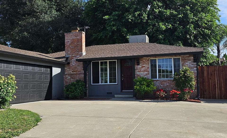 1st image of 6912 Laurel Oak Way