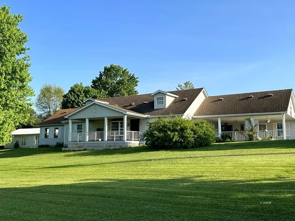 2118 Finley Chapel Rd, Wellston, OH 45692