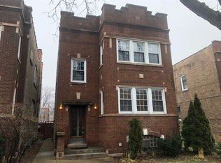 3740 W Cornelia Ave #1, Chicago, IL 60618