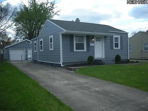 5th image of 1613 Everett Ave