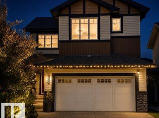 4006 Charles Pl SW, Edmonton, AB T6W0Z3