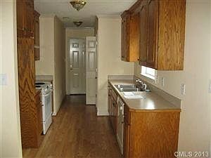 4th image of 5502 Mallard Ln