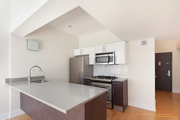 Sold by aptsandlofts.com | media 4