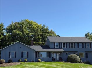 8206 Duvall Cir, Manlius, NY 13104