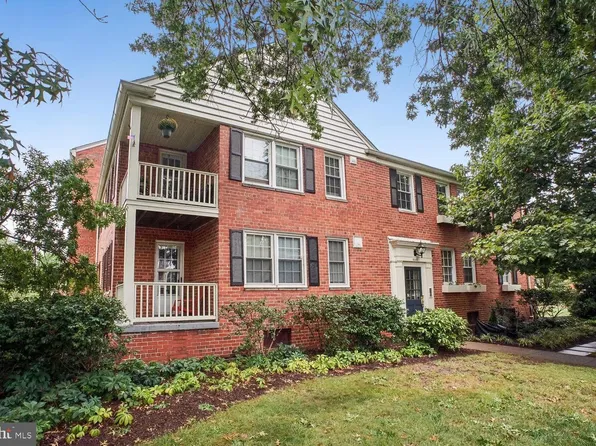 6540 10th St Unit B2, Alexandria, VA 22307