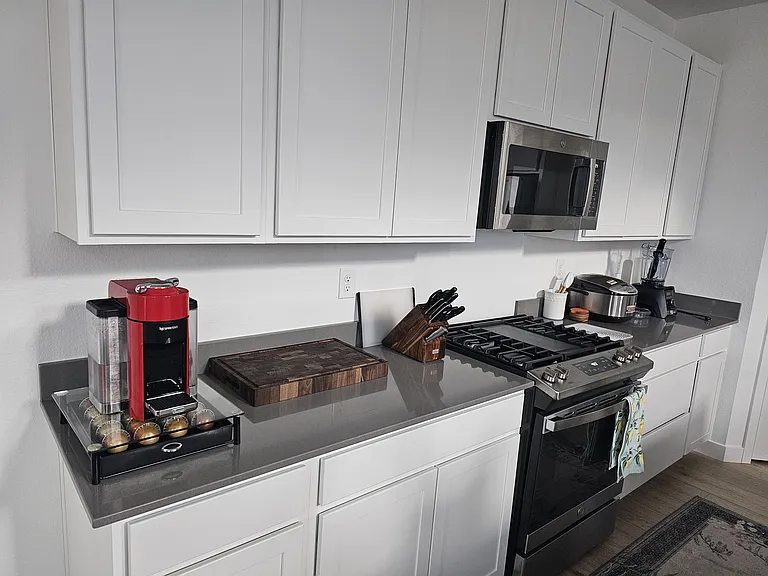 993 Sunrise Dr — Photo 5