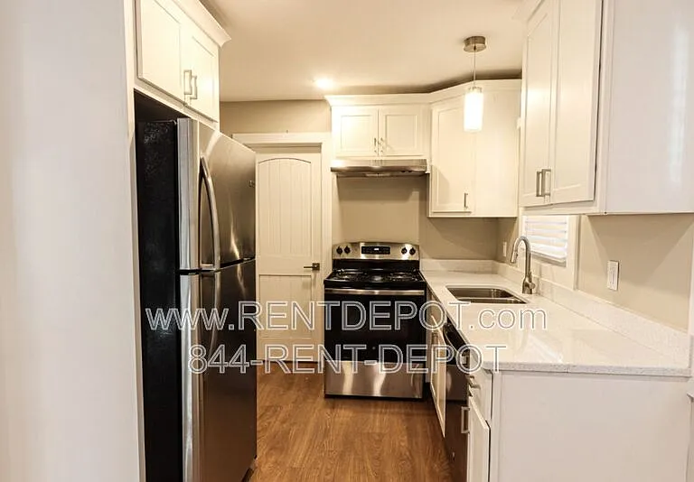 1330 SE 2nd St #112 — Photo 6