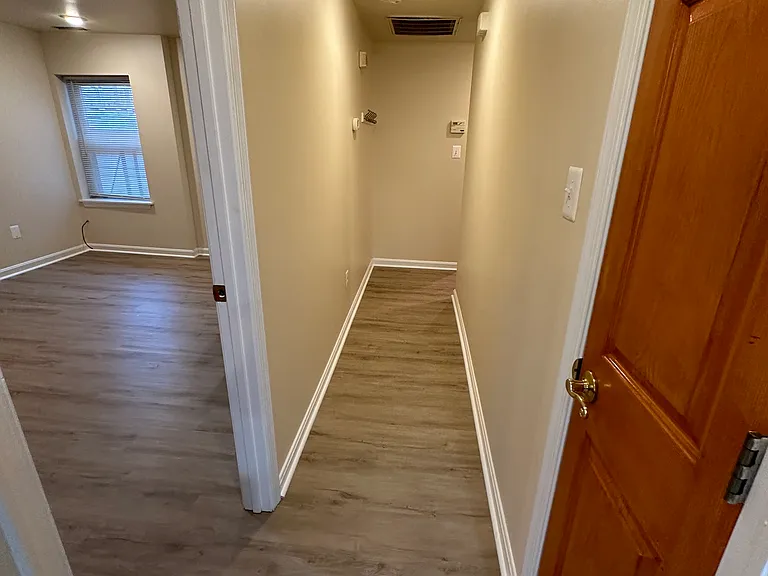 2110 Fleet St #B — Photo 16